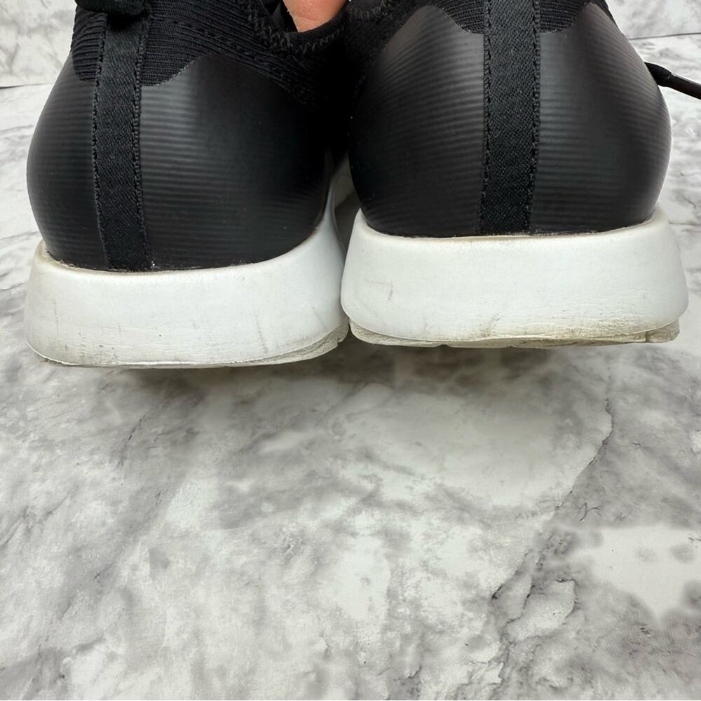 OOFOS OOmg Women’s  Sz 10 Sport Low Shoe White/Black Comfortable Lightweight - Picture 10 of 13